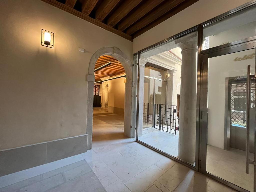 Immobiliare Nk Palazzo Bonvicini Apartment Венеция Екстериор снимка